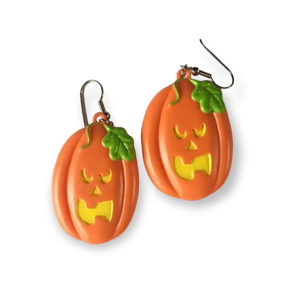 Plastic pumpkin halloween jack o'lantern earrings